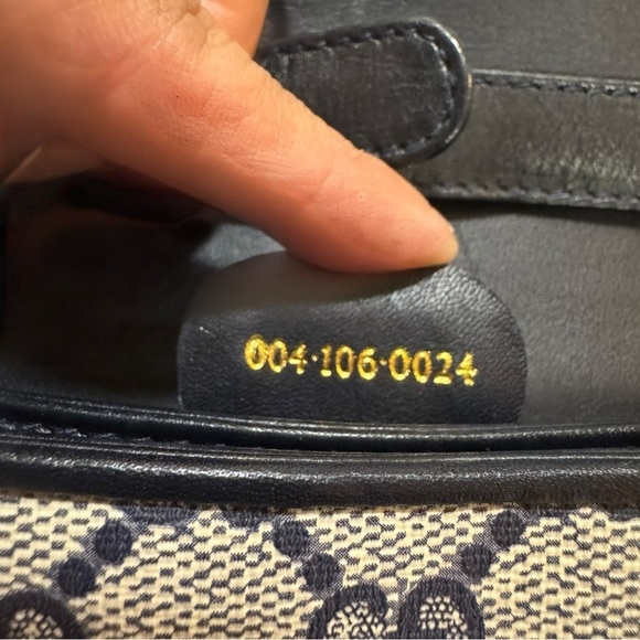 Vintage Gucci GG Monogram Shoulder Bag Navy Leather Trim | Unused 1970s - Picture 2 of 14